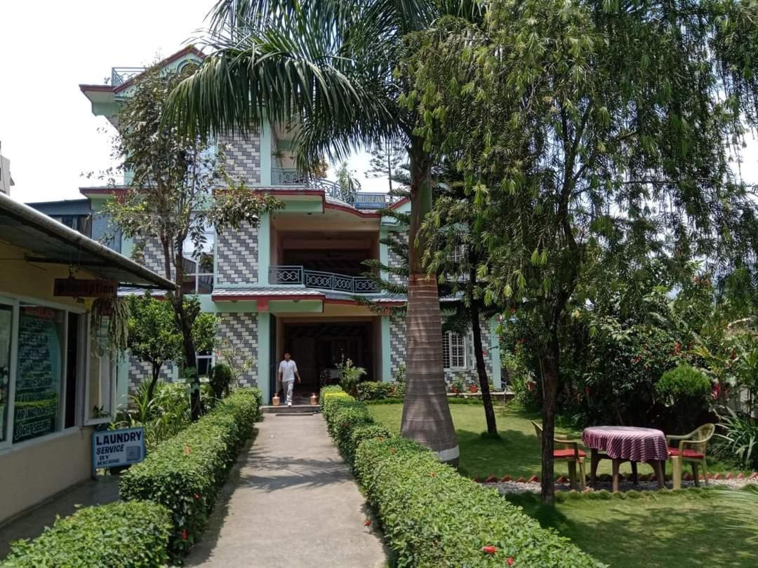 Hotel Village Inn Pokhara Eksteriør bilde