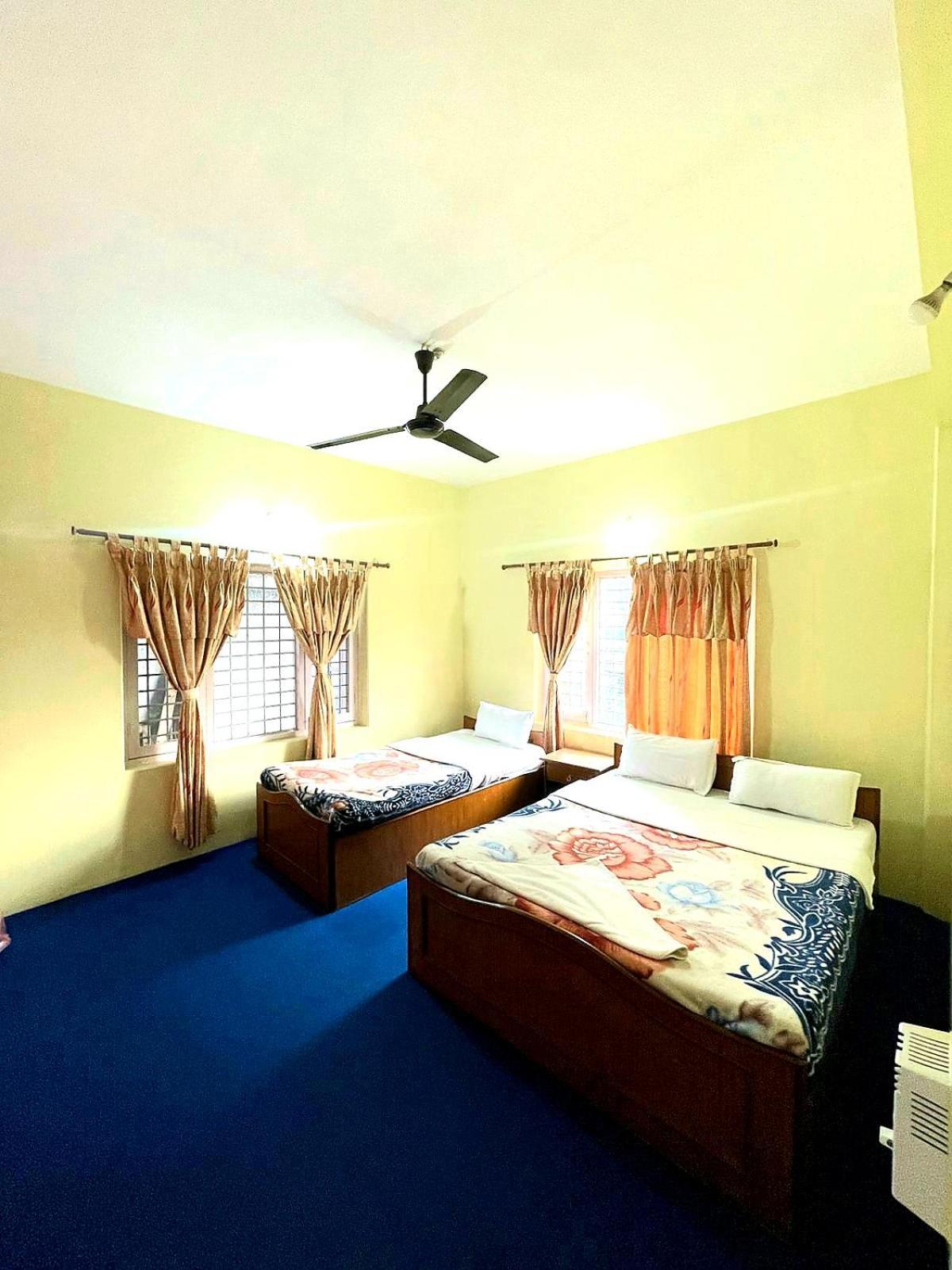 Hotel Village Inn Pokhara Rom bilde